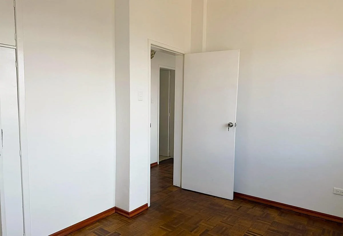 Vendo Departamento 3 Dorm., Cerca Al Parque Ingles, San Carlos, 80.50 m² — imagen 6