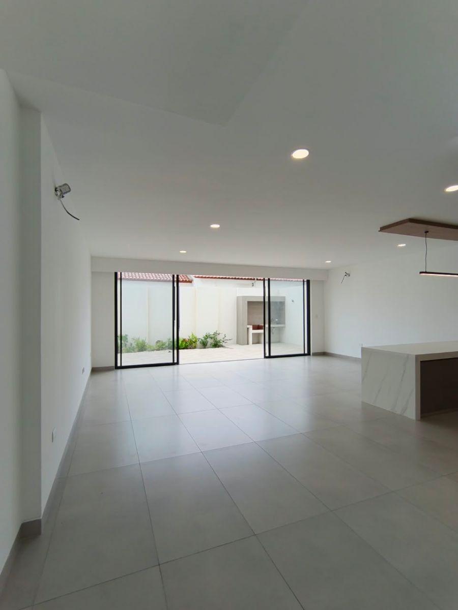 Casa en Venta Esquinera en Ciudad Celeste de Estreno, Guayas — imagen 10