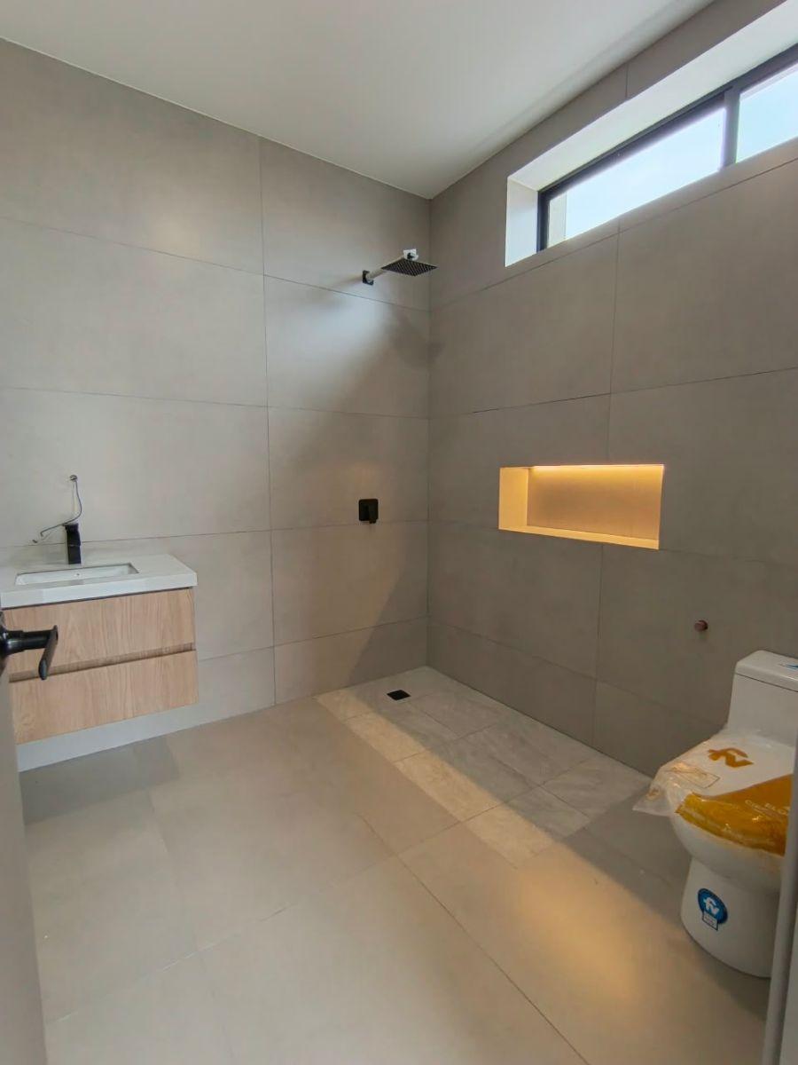 Casa en Venta Esquinera en Ciudad Celeste de Estreno, Guayas — imagen 4