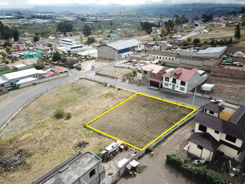 Amplio Terreno en El Centro de Unamuncho, Tungurahua — imagen 8
