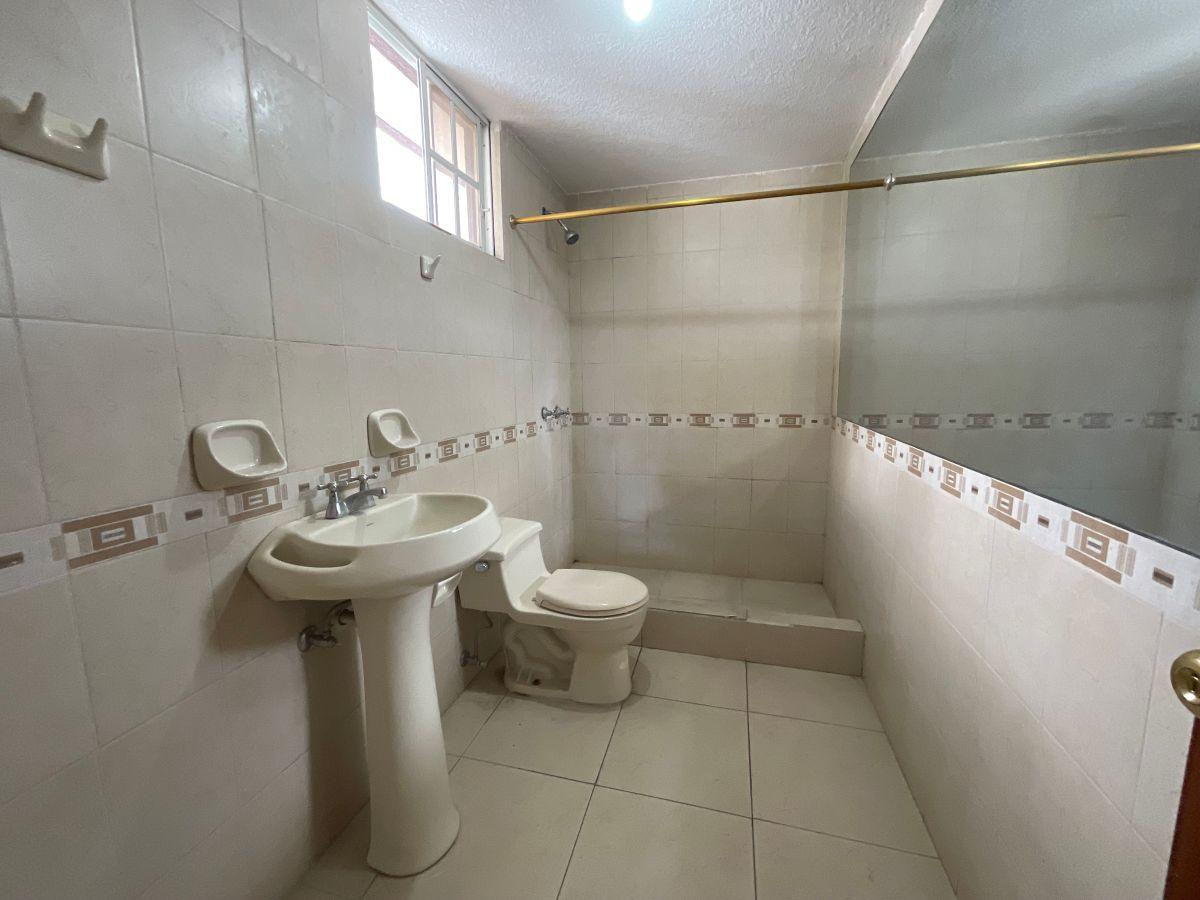 Casa de 3 Dorm. en Conjunto - Sangolquí — imagen 4