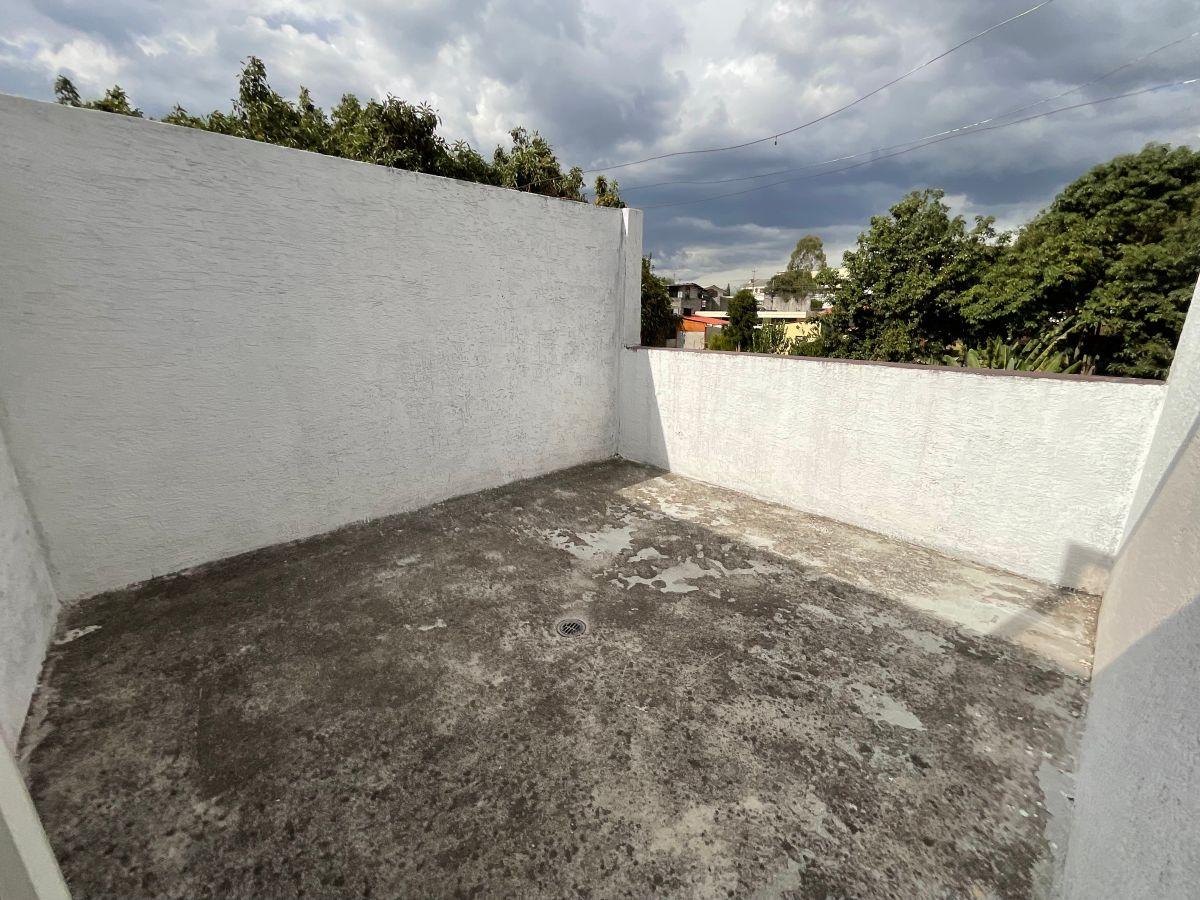 Casa de 3 Dorm. en Conjunto - Sangolquí — imagen 3