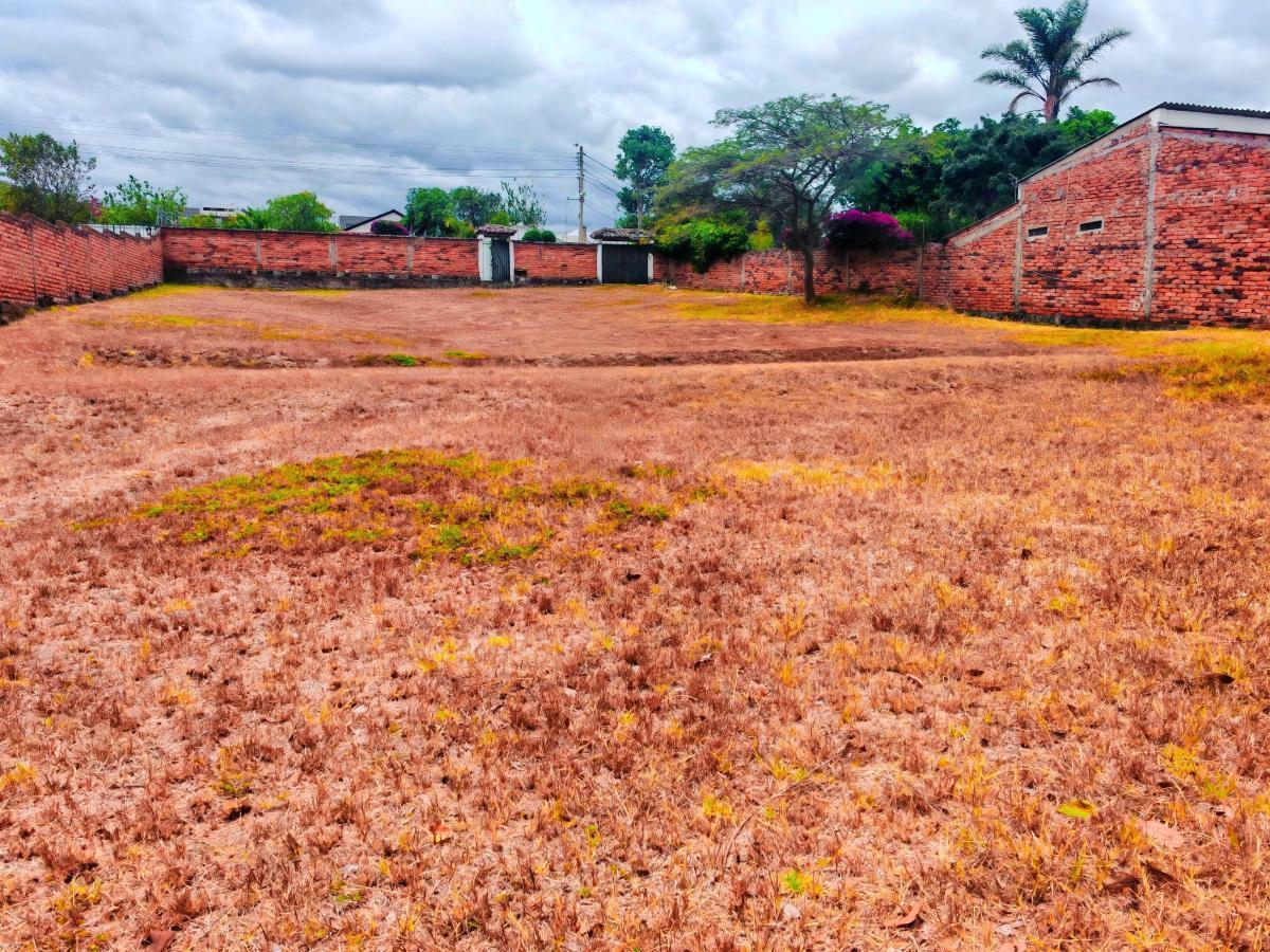 Terreno en Tumbaco Dentro de Conjunto Exclusivo — imagen 7