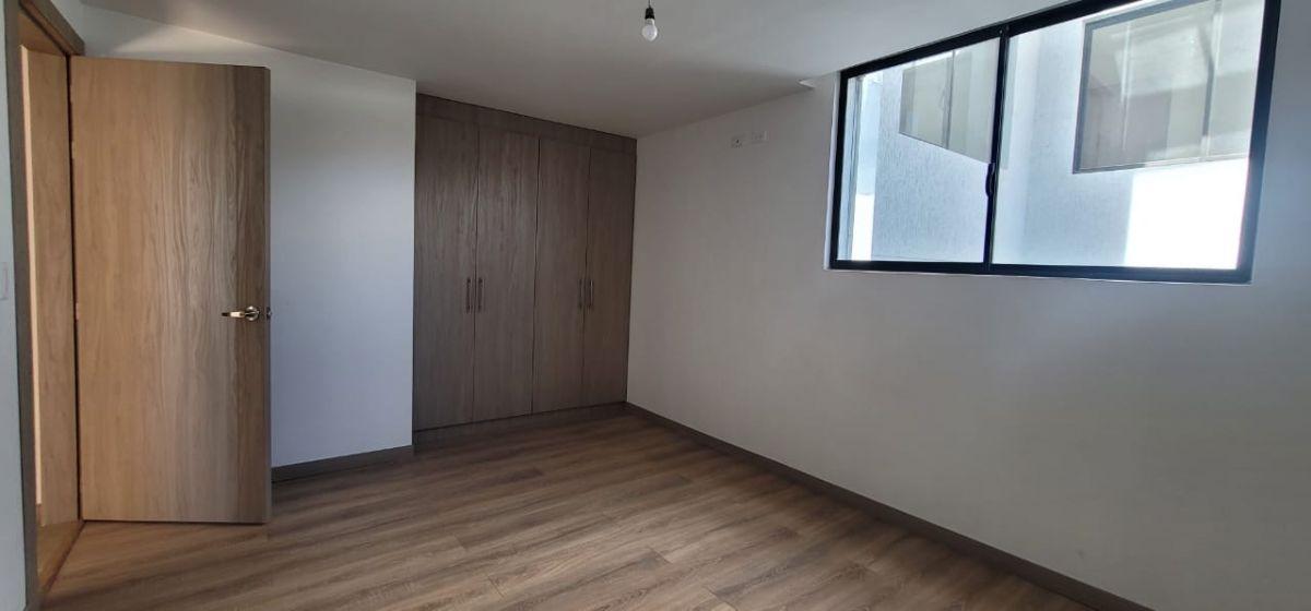 Departamento de 3 Dorm. de Oportunidad en Pusuquí — imagen 6