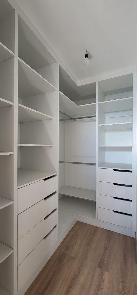 Departamento de 3 Dorm. de Oportunidad en Pusuquí — imagen 3