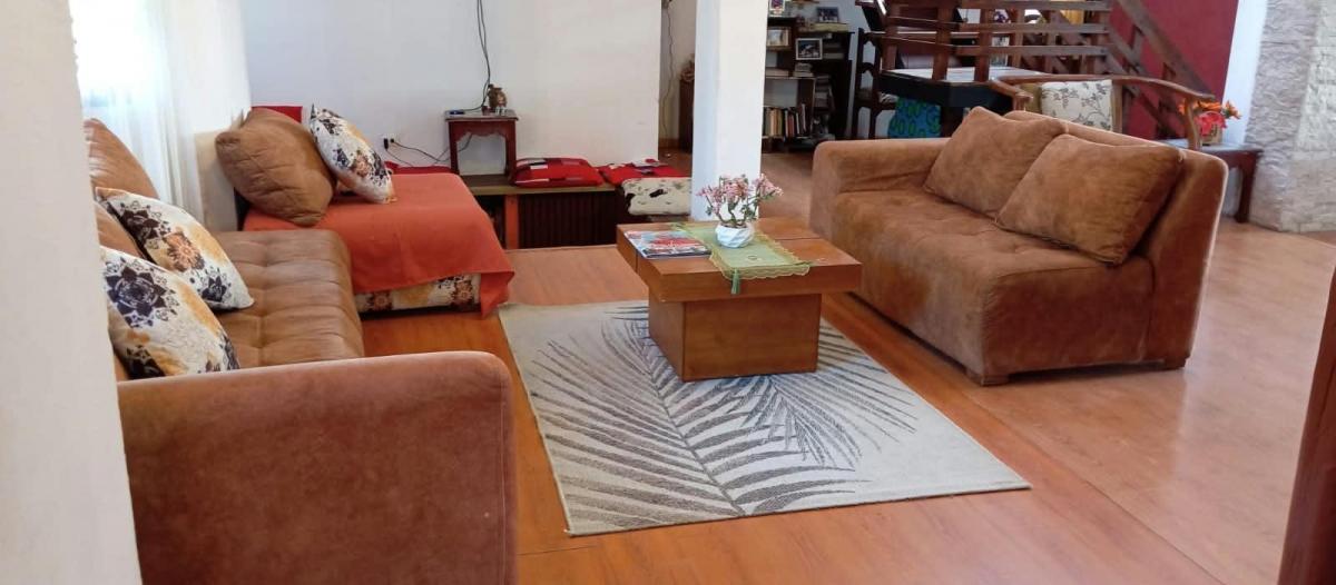 En Alangasí, Vendo Casa con Terreno Amplio. 4 Dorm., Sector Iglesia San Juan Loma — imagen 6