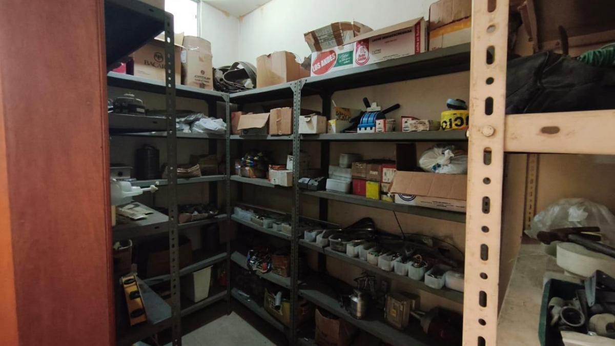Edificio Comercial de 3 Niveles en Venta – Las Orquideas Guayaquil Ronr, Guayas — imagen 8
