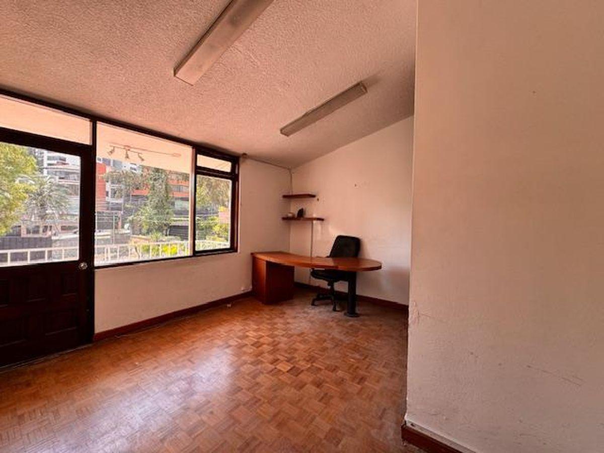 Vendo Casa Independiente Para Vivienda o Uso Comercial Sector de La Whymper — imagen 7