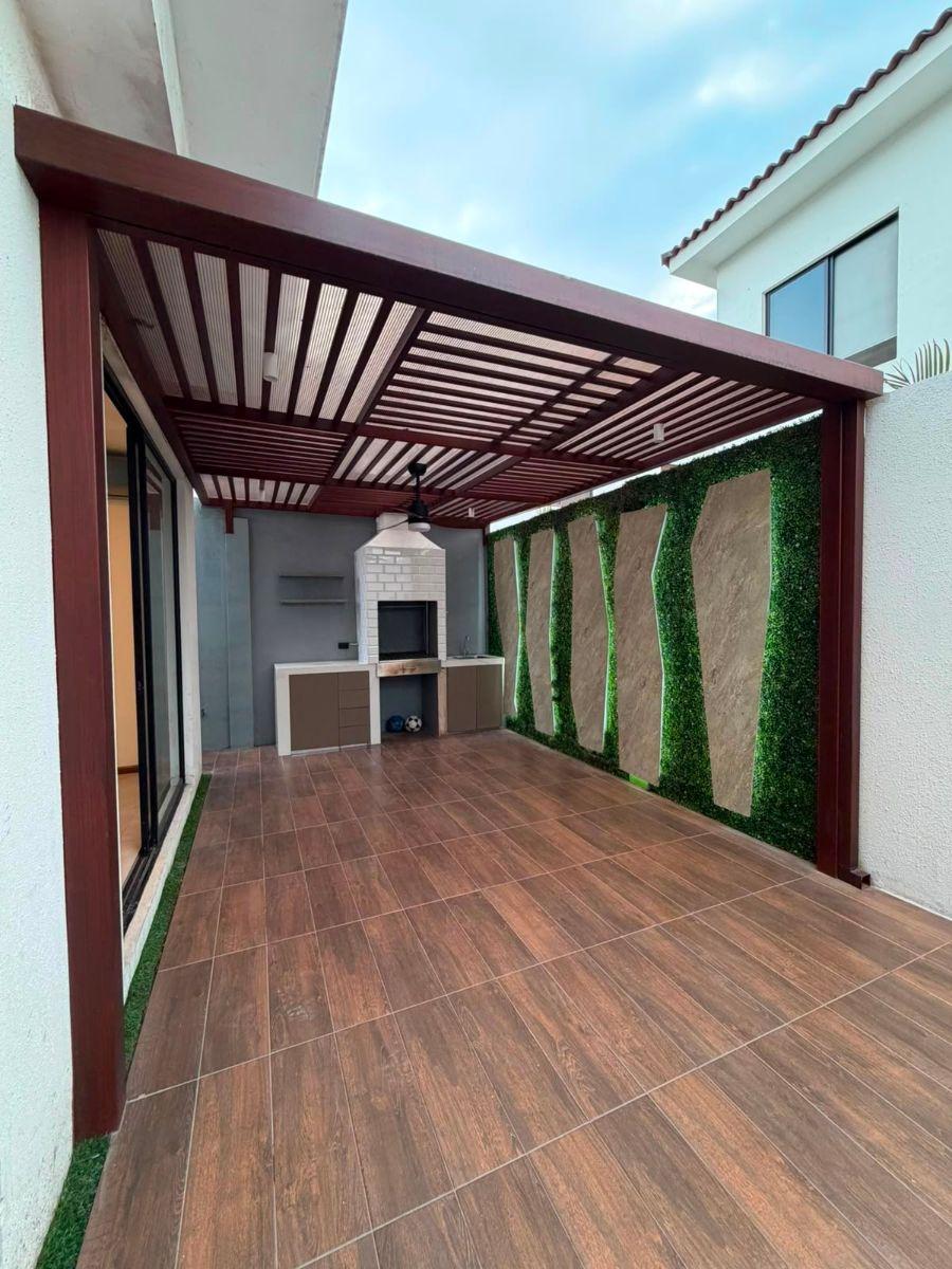 Urb Punta Esmeralda Casa en Venta 4 Dorm., Guayas — imagen 9