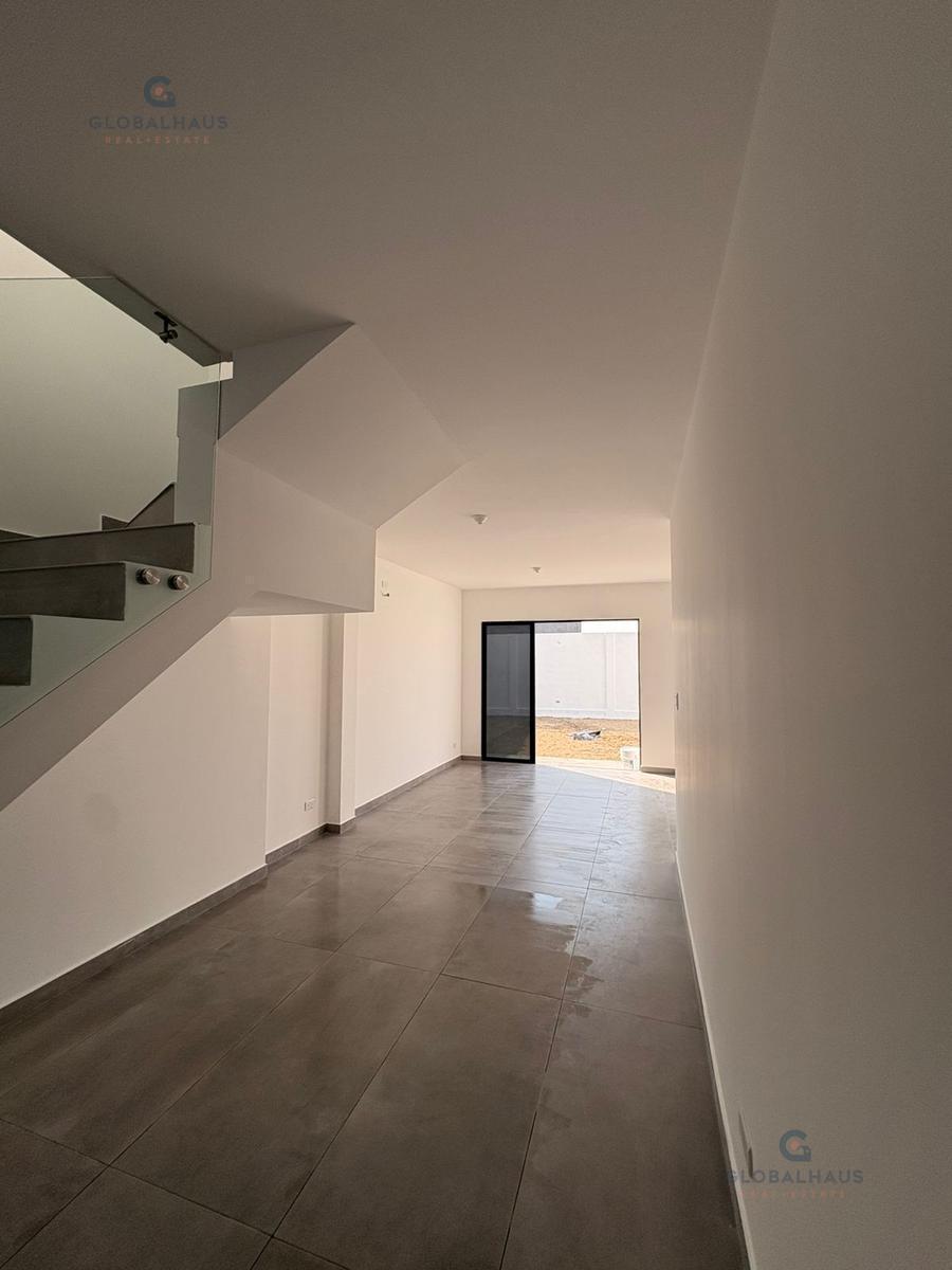 Venta de Casa en Samborondon, Urb Ciudad Celeste, 3 Habitaciones. V. J. Guayas — imagen 7