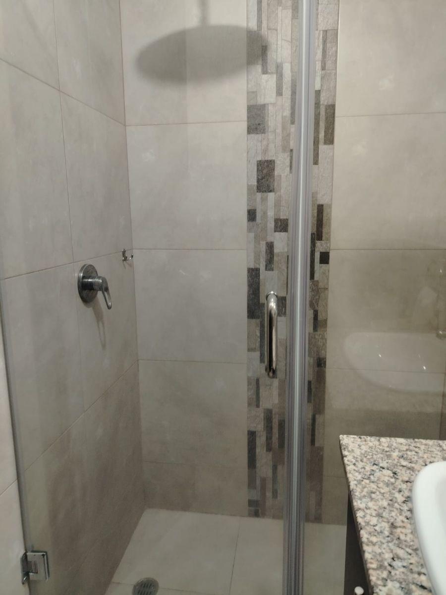 Casa de 130 m² con 4 Dorm. en Venta en Calderón — imagen 8