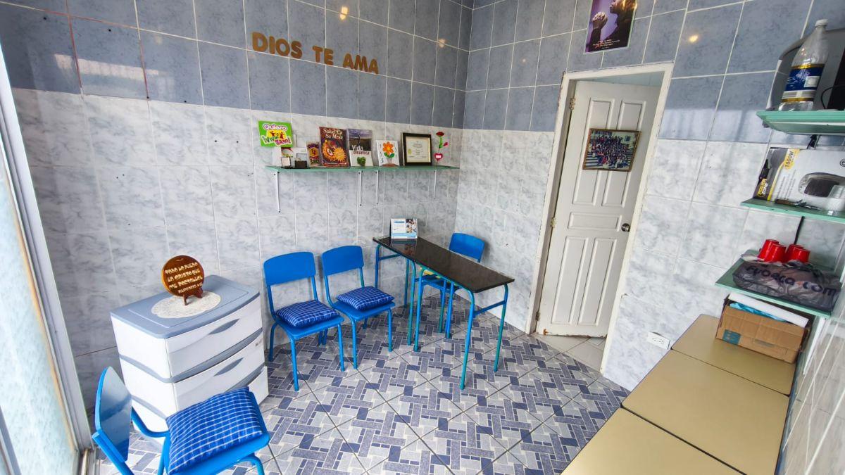 En Venta o Renta Casa Rentera Frente Al Estadio de Nayon — imagen 10