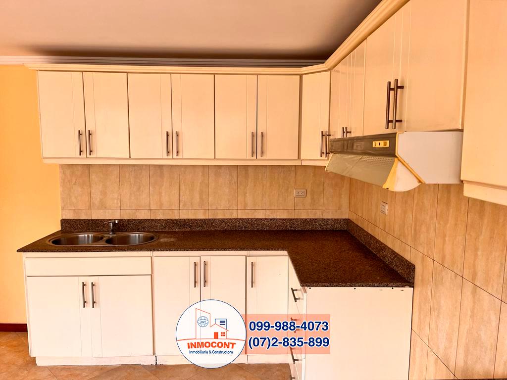 Hermosa Casa de Venta Dentro de Condominio sector Camino Viejo a Baños, Azuay — imagen 3