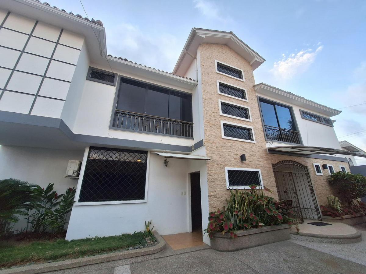 Se Vende Casa 4 Dormit en Pb Incluye 2 Dptos en Pa de Retorno Inmediato en Costa de Oro, Salinas — imagen 10