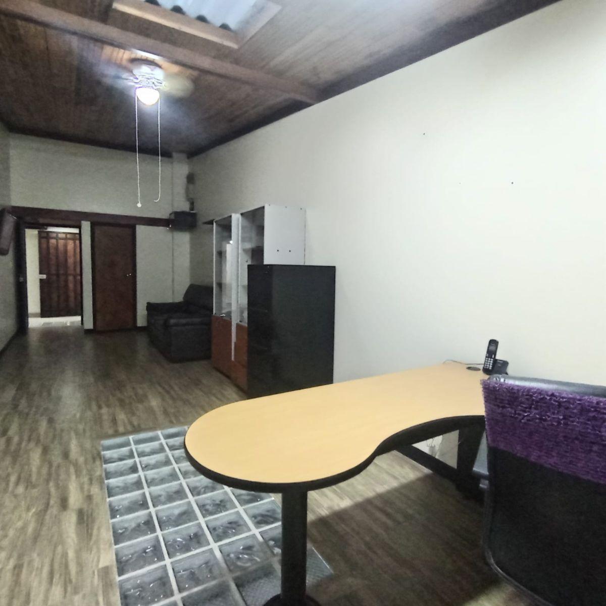 Casa Comercial de 300 m² en Venta en El Sector Jipijapa — imagen 4