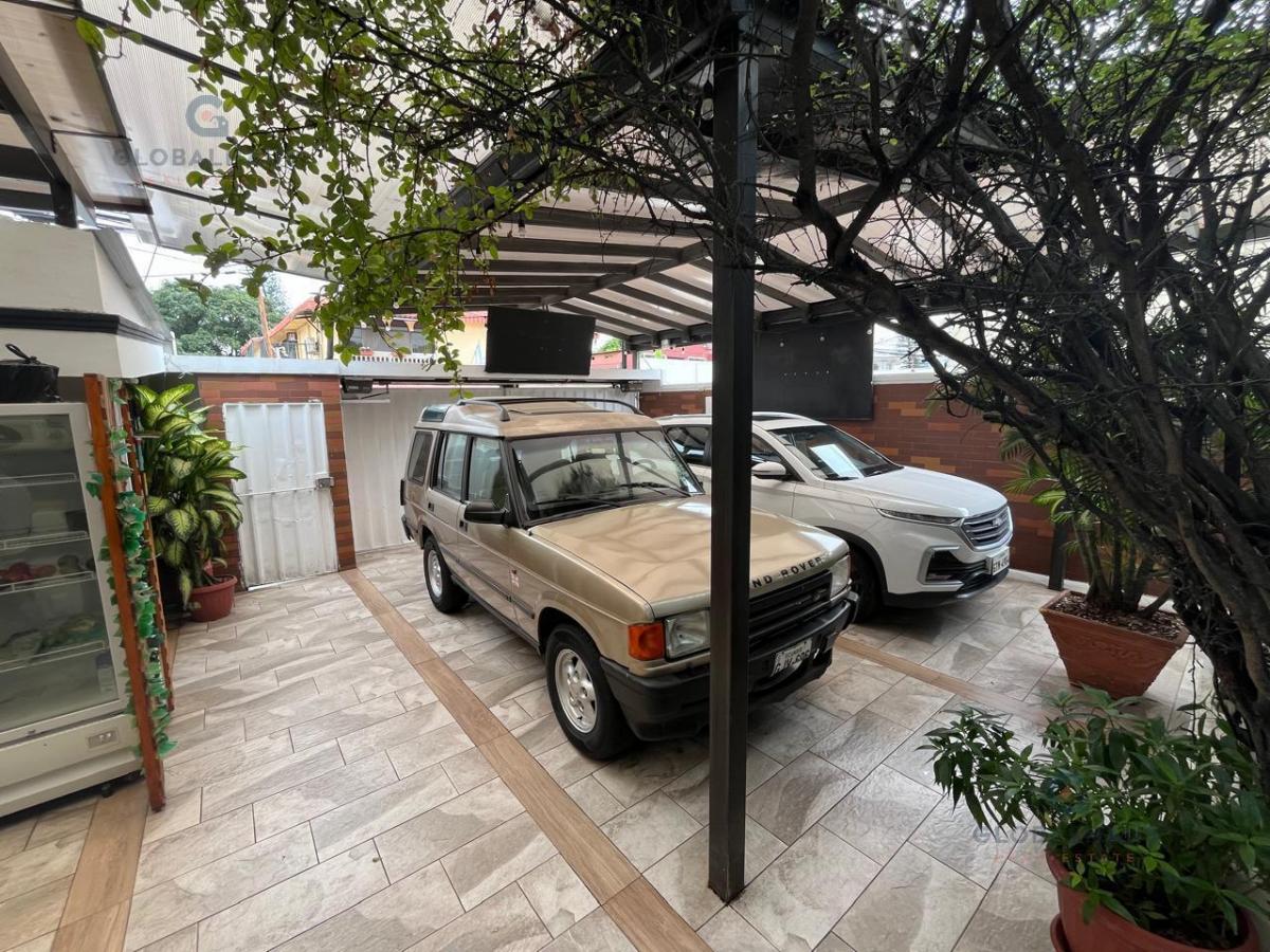 Venta Casa en Urdesa Balsamos Sur. 4 Habitaciones, Piscina. 498 m. m. N. Guayas — imagen 6