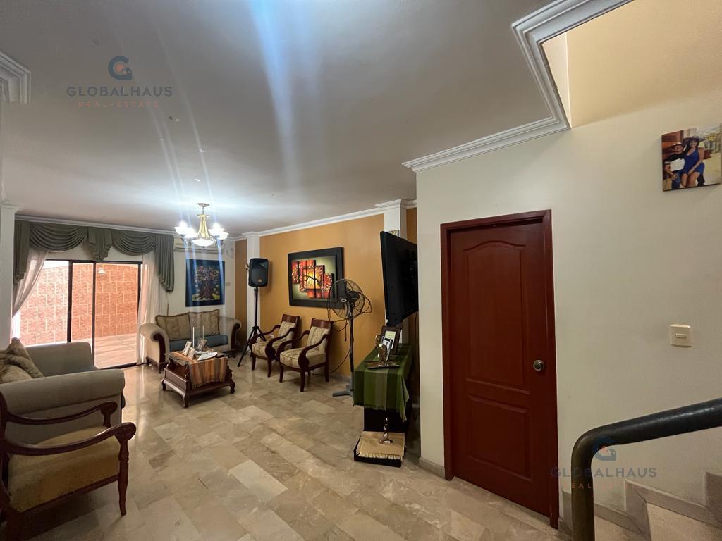 Venta de Casa en Urbanización Matices, Etapa Diamante, 3 Habitaciones m. H. Guayas — imagen 8