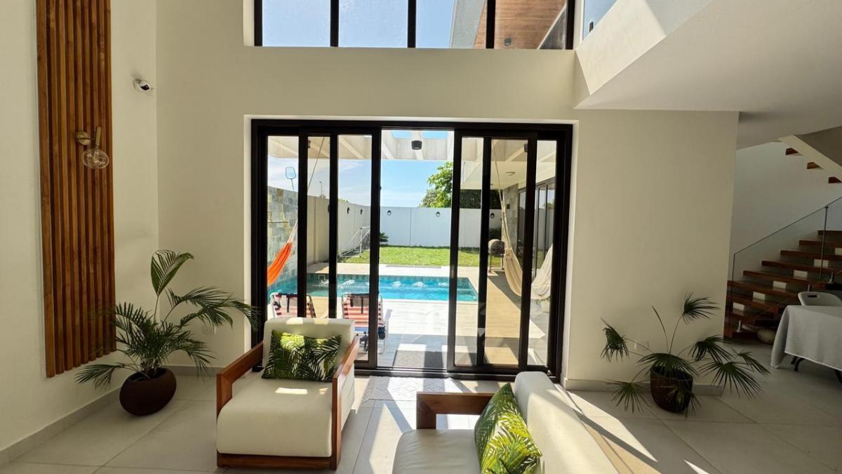 Se Vende Casa en Urbanización Marenostra, Prov Santa Elena Joss — imagen 5
