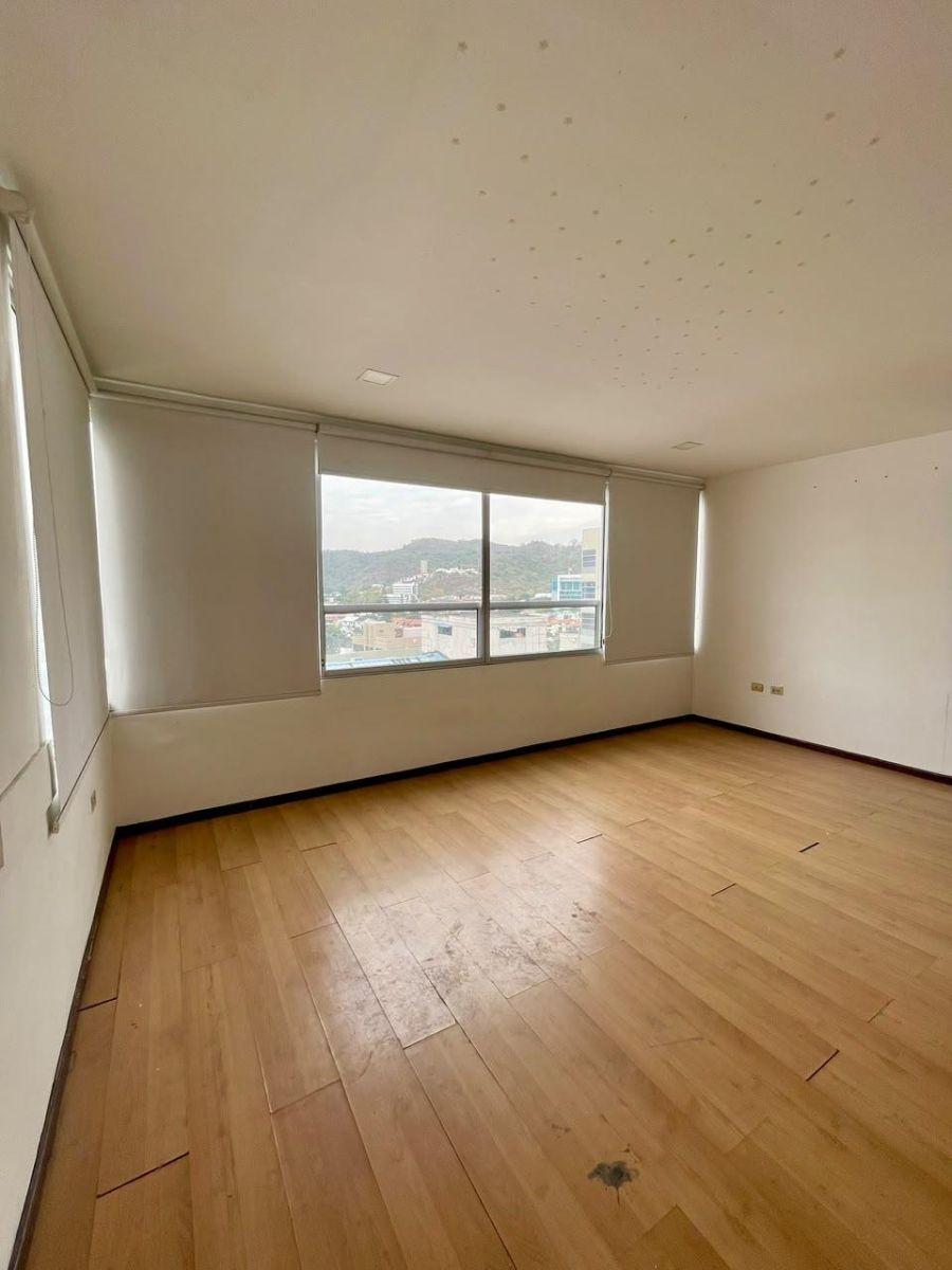 7702livos 2 - Ceibos, Alquilo o Vendo Penthouse 4 Dorm. $1800/$400.000. 7702. Guayas — imagen 10