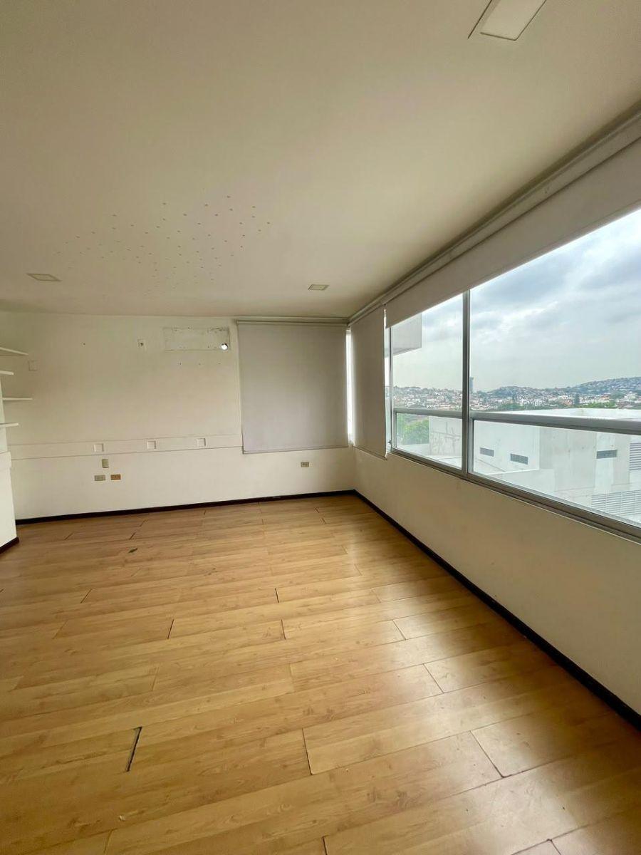 7702livos 2 - Ceibos, Alquilo o Vendo Penthouse 4 Dorm. $1800/$400.000. 7702. Guayas — imagen 7