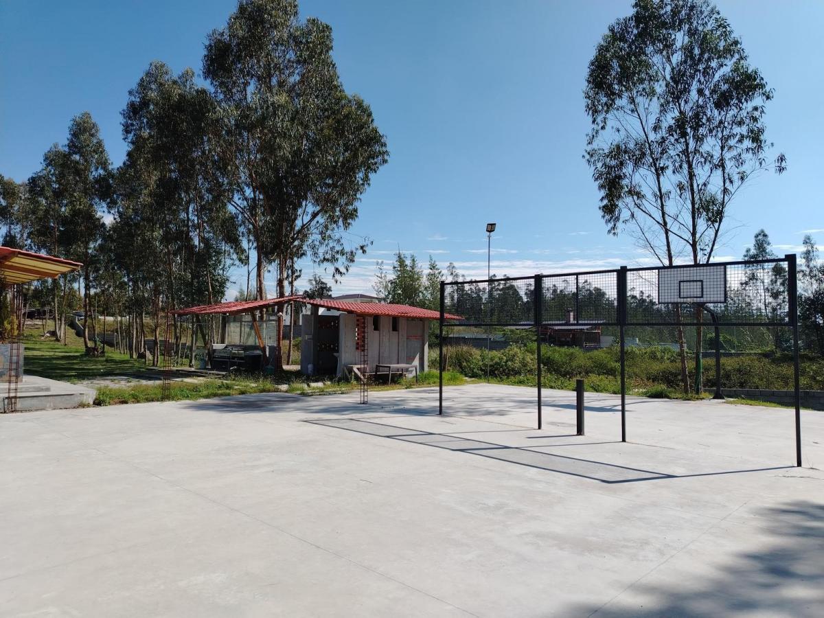 Terreno 2.300 m² con Cerrramiento, Llano Chico Excelente Urbanización — imagen 3