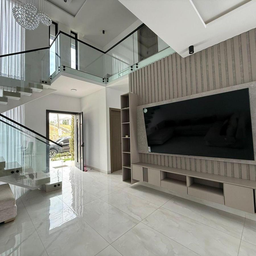 Vendo Casa en Condado Vicollinci. Guayas — imagen 10