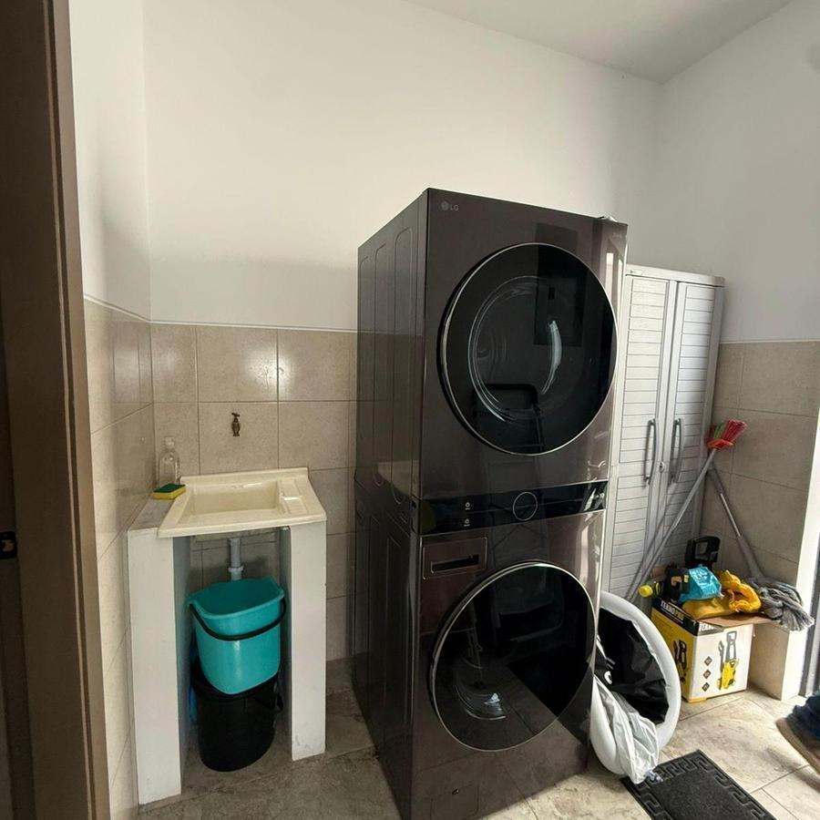 Vendo Casa en Condado Vicollinci. Guayas — imagen 6