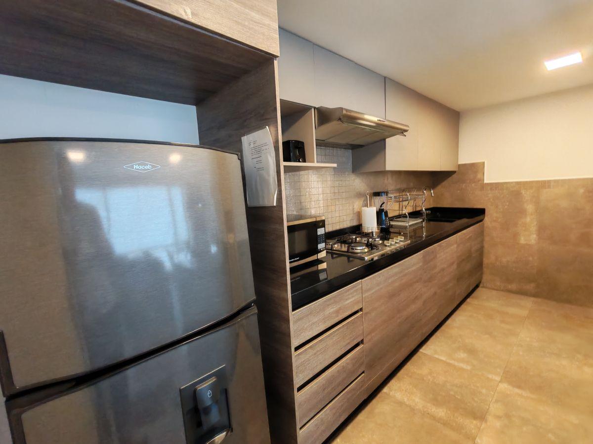 Departamento Amueblado en Venta 3 Dorm. Sector Av Primero de Mayo, Azuay — imagen 8
