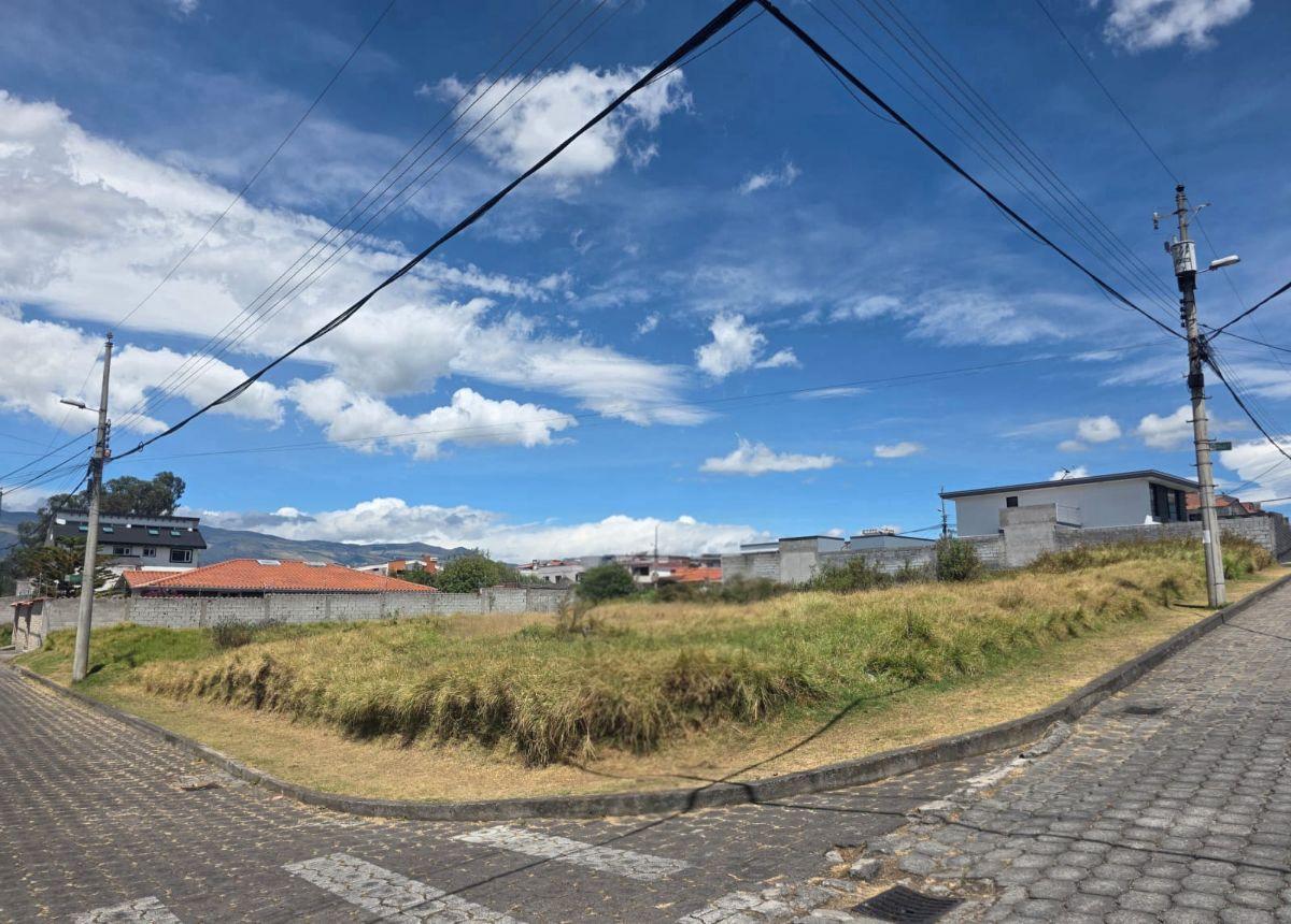 Terreno Esq. de 673,50 Dentro de Urbanización San Francisco a 5 Min Espe — imagen 9