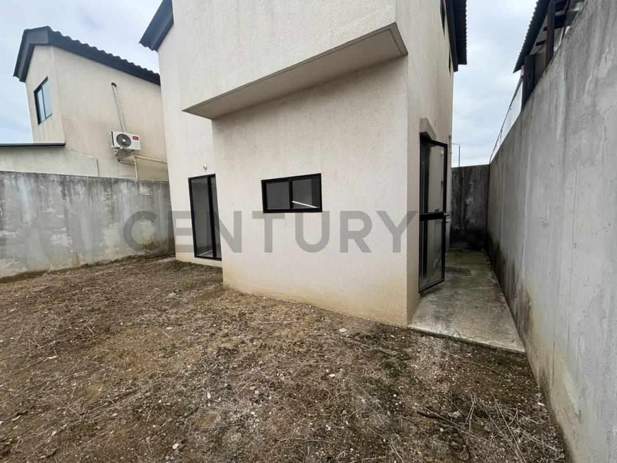 Casa de Estreno en Venta de 3 Dorm. en Urbanización Los Prados Etapa 2, Guayas — imagen 3