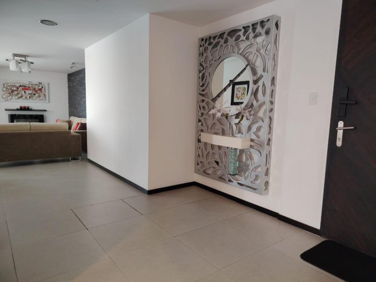 Venta Espectacular Departamento Piso 11 La Carolina — imagen 5