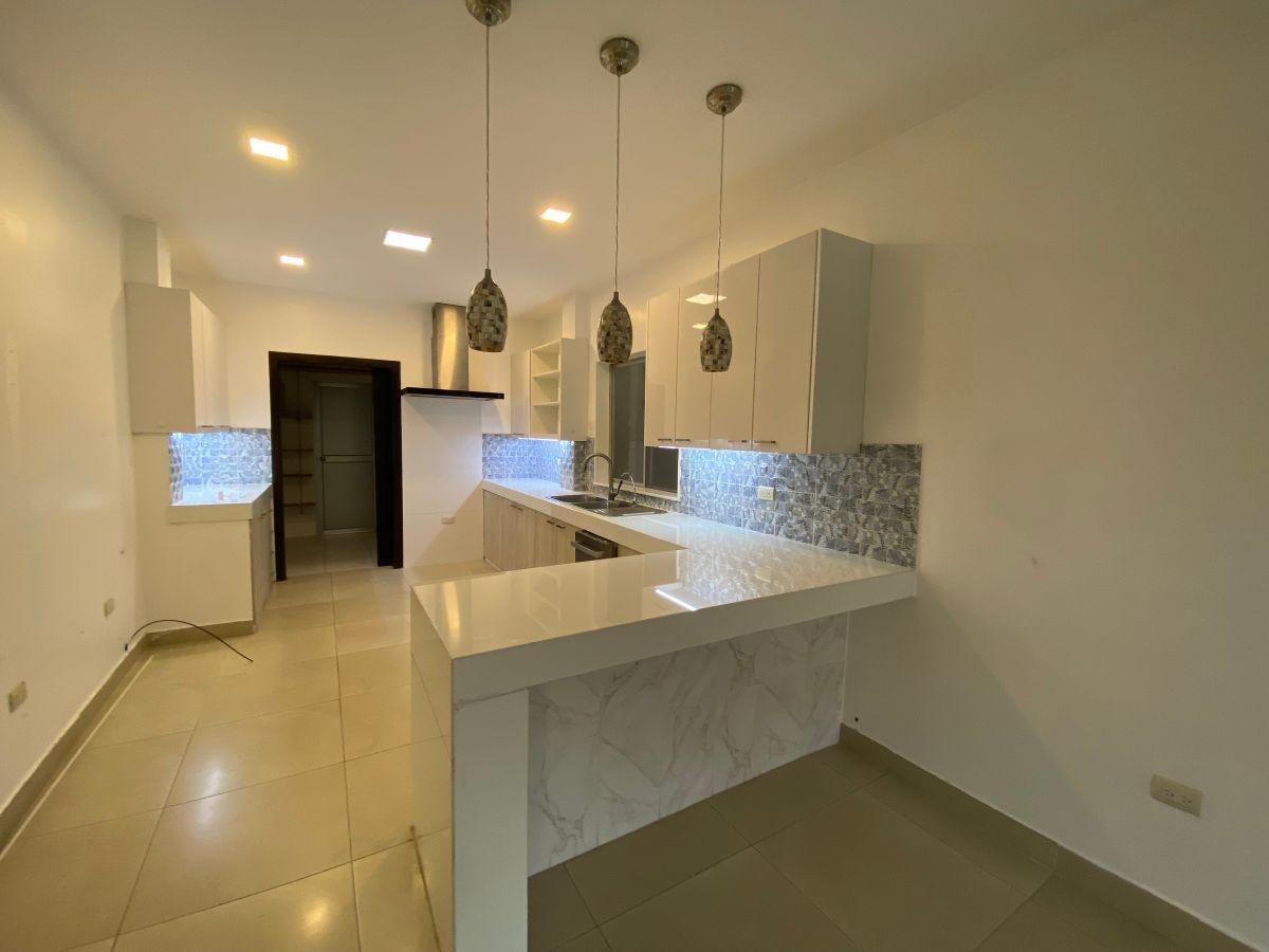 Vendo Casa en Puerto Azul, Guayas — imagen 9