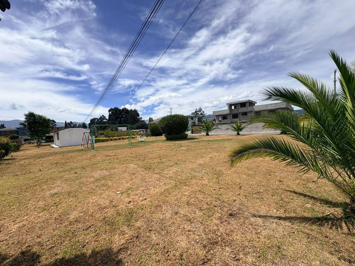Terreno Plano y Esquinero en Venta Conocoto 719 m² — imagen 10