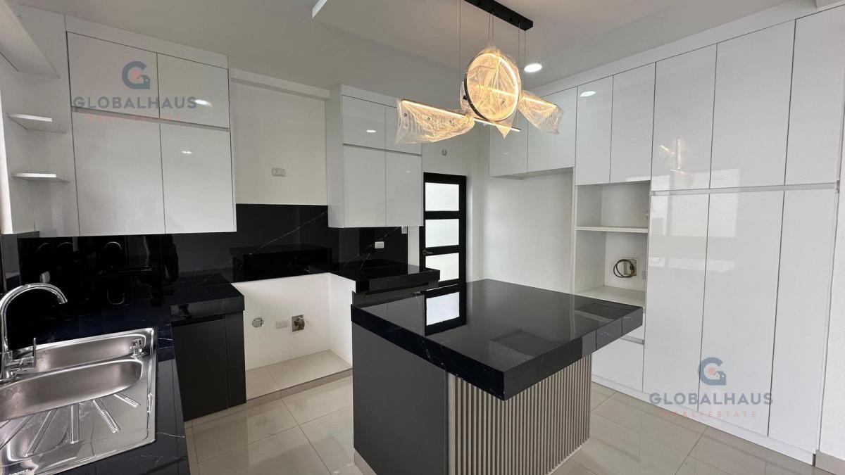 Venta de Casa en Isla Celeste Acabados Modernos 4 Habitaciones, Samborondon V. B. Guayas — imagen 10