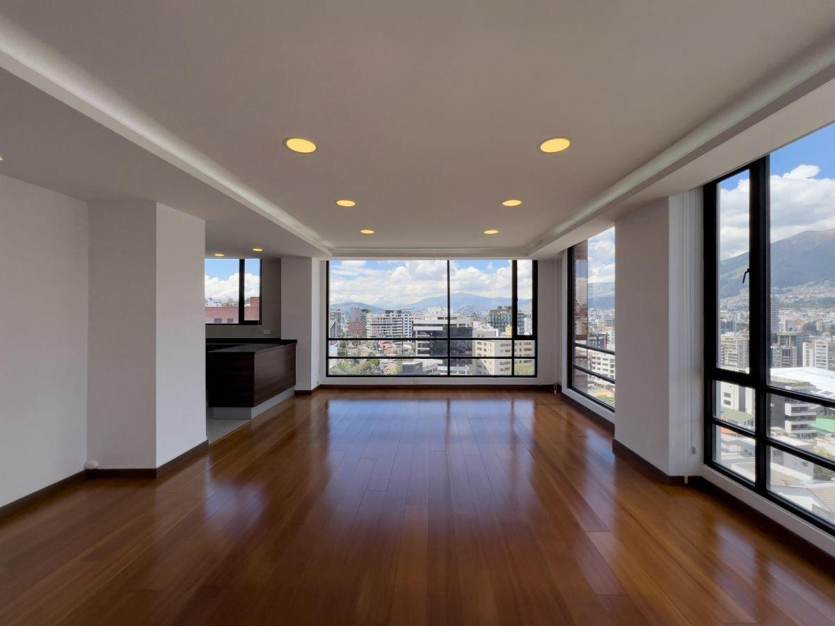 Oportunidad Departamento en Venta en Quito El Batán con Vista — imagen 10