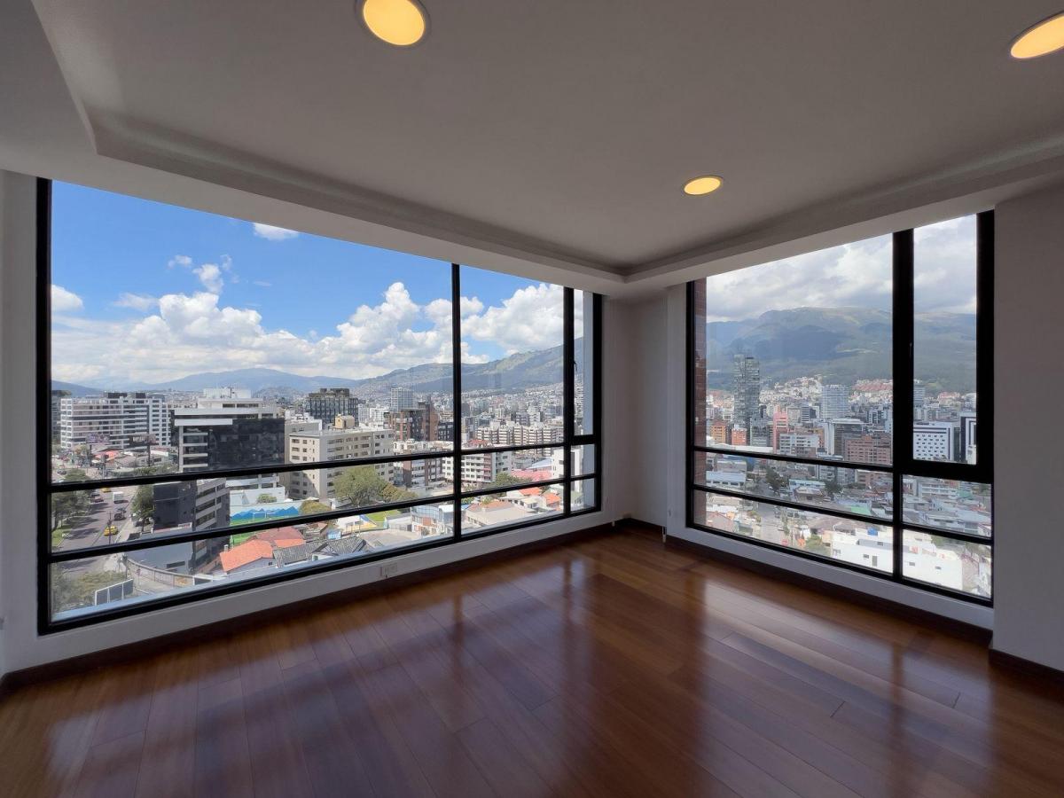 Oportunidad Departamento en Venta en Quito El Batán con Vista — imagen 8