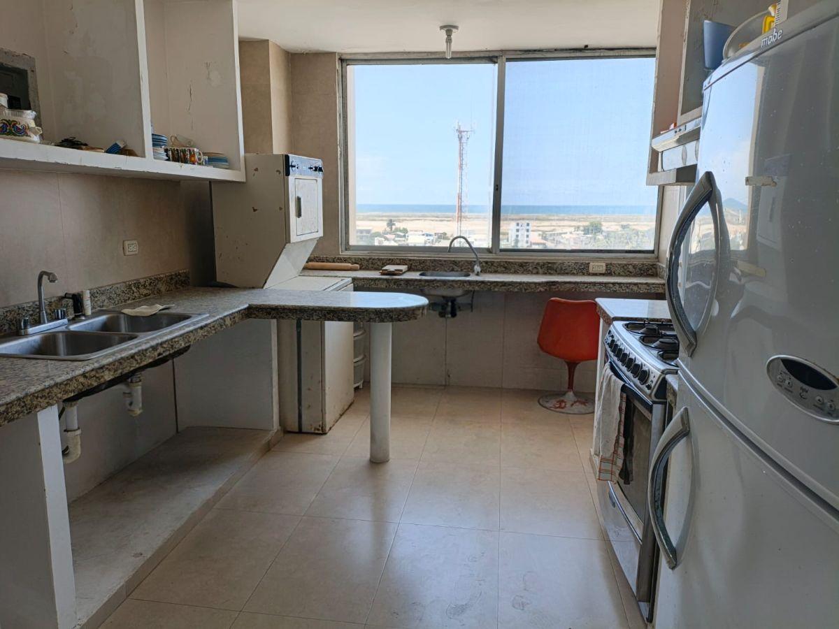Vendo Departamento con Vista Al Mar en El Malecón de Salinas — imagen 8