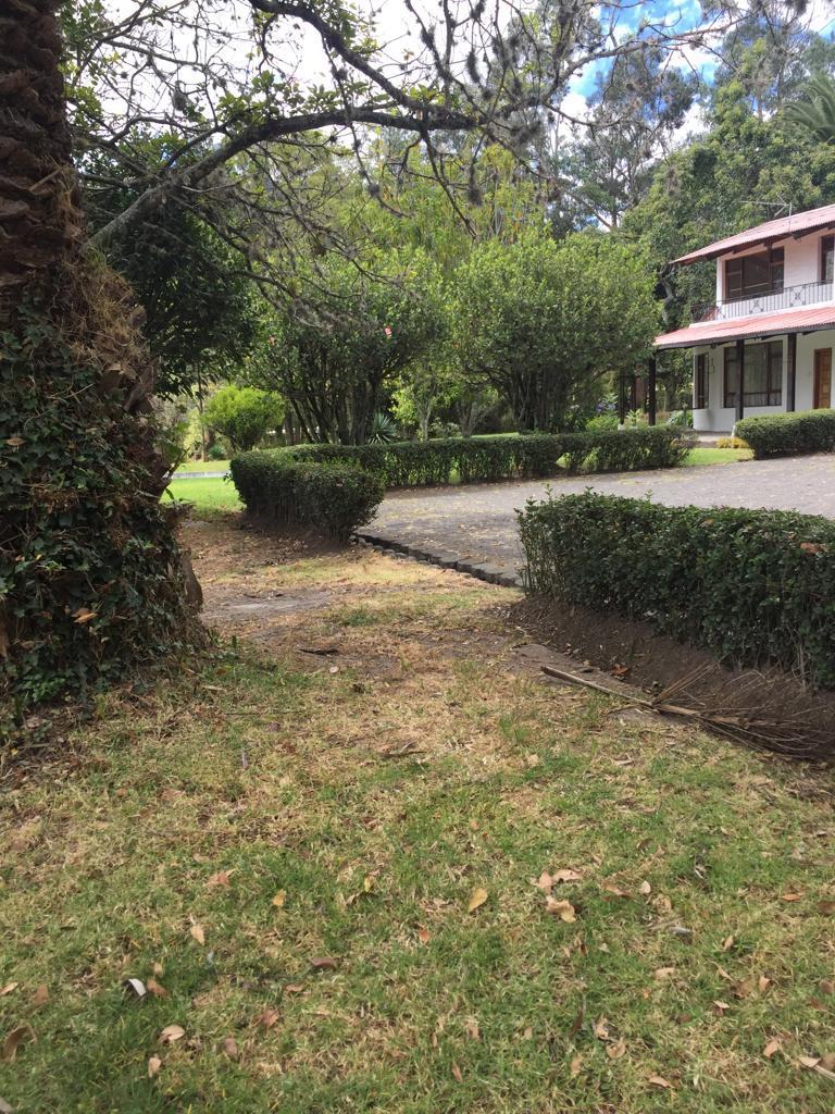 Quinta con Amplio Terreno, Cerca Av Ilaló, Vía Al Tingo, Valle de Los Chillos — imagen 6