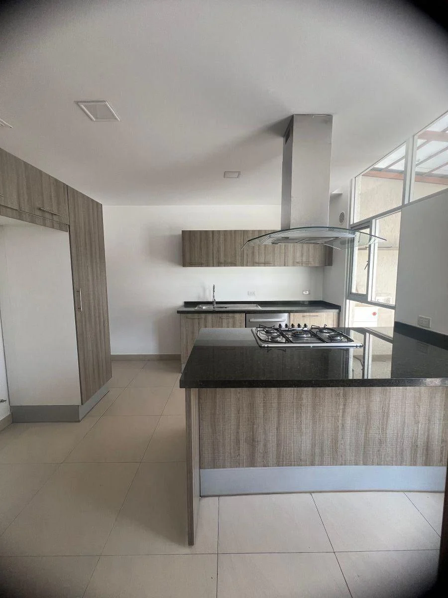 Venta Hermoso Departamento Moderno Quiteño Libre — imagen 8