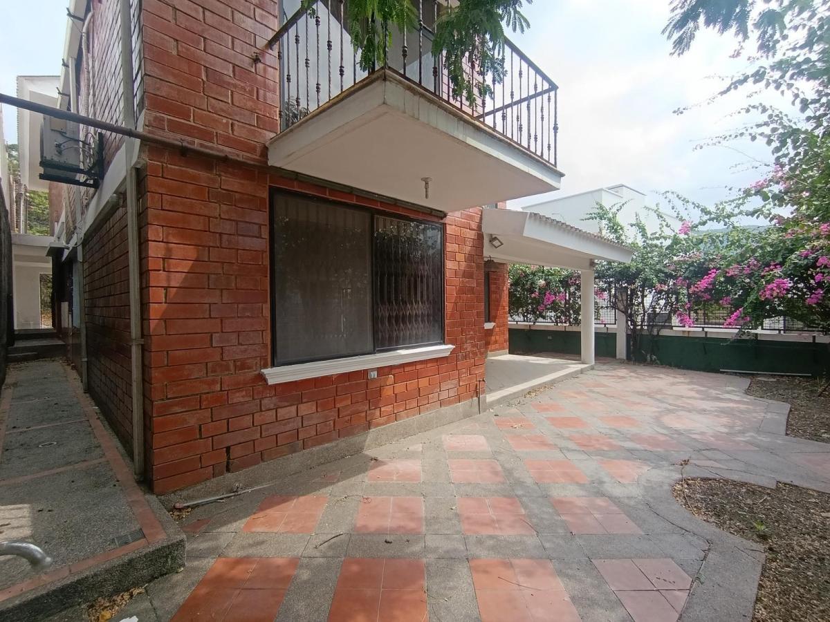 Venta Casa en La Urbanización de Los Senderos Gabr, Guayas — imagen 8