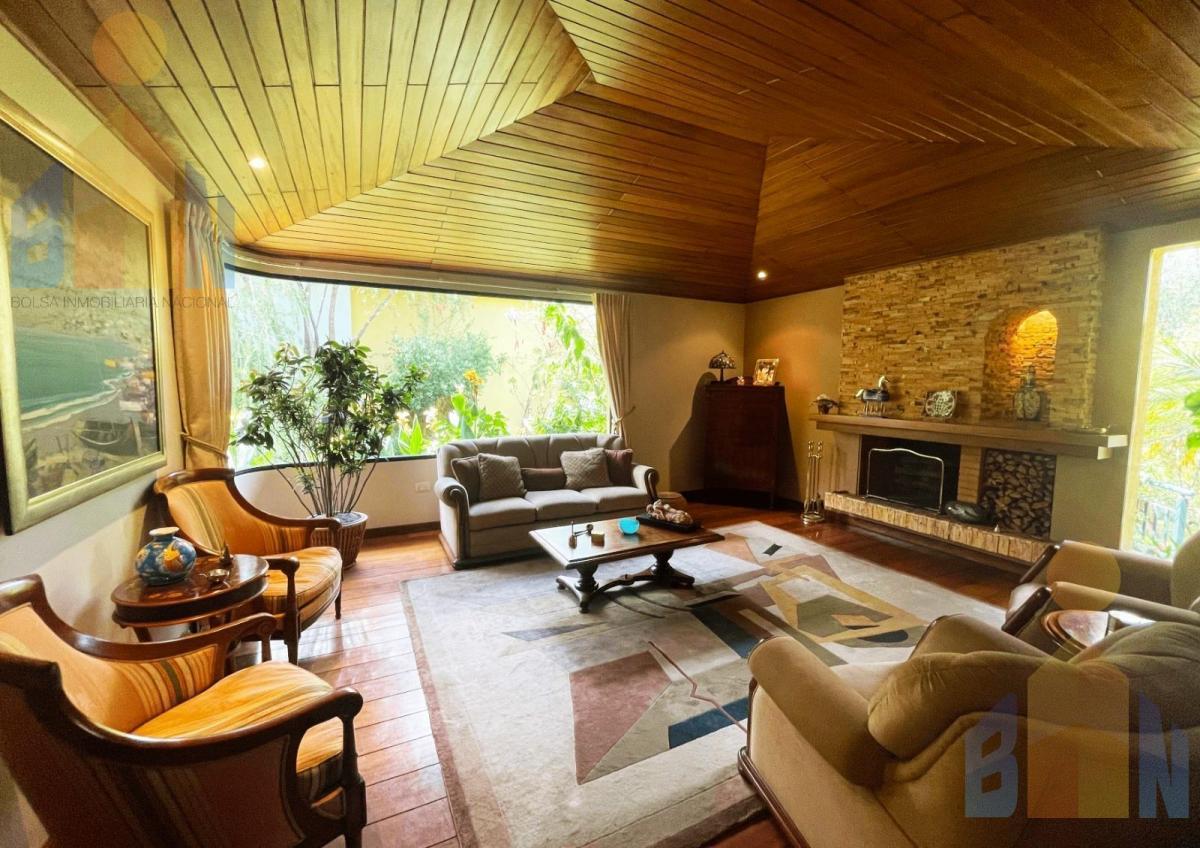 Vendo Urb. Campo Alegre, Casa, 4 Habitaciones, Seguridad — imagen 9