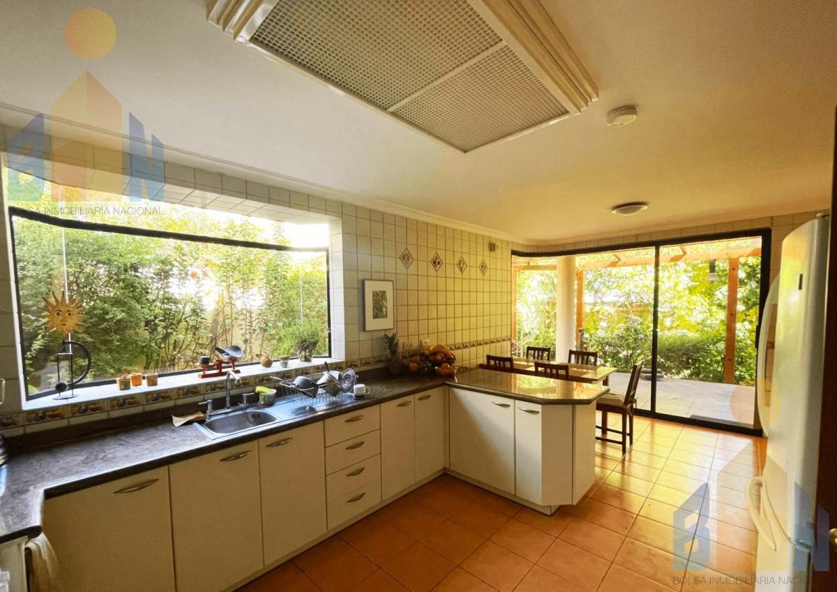 Vendo Urb. Campo Alegre, Casa, 4 Habitaciones, Seguridad — imagen 5