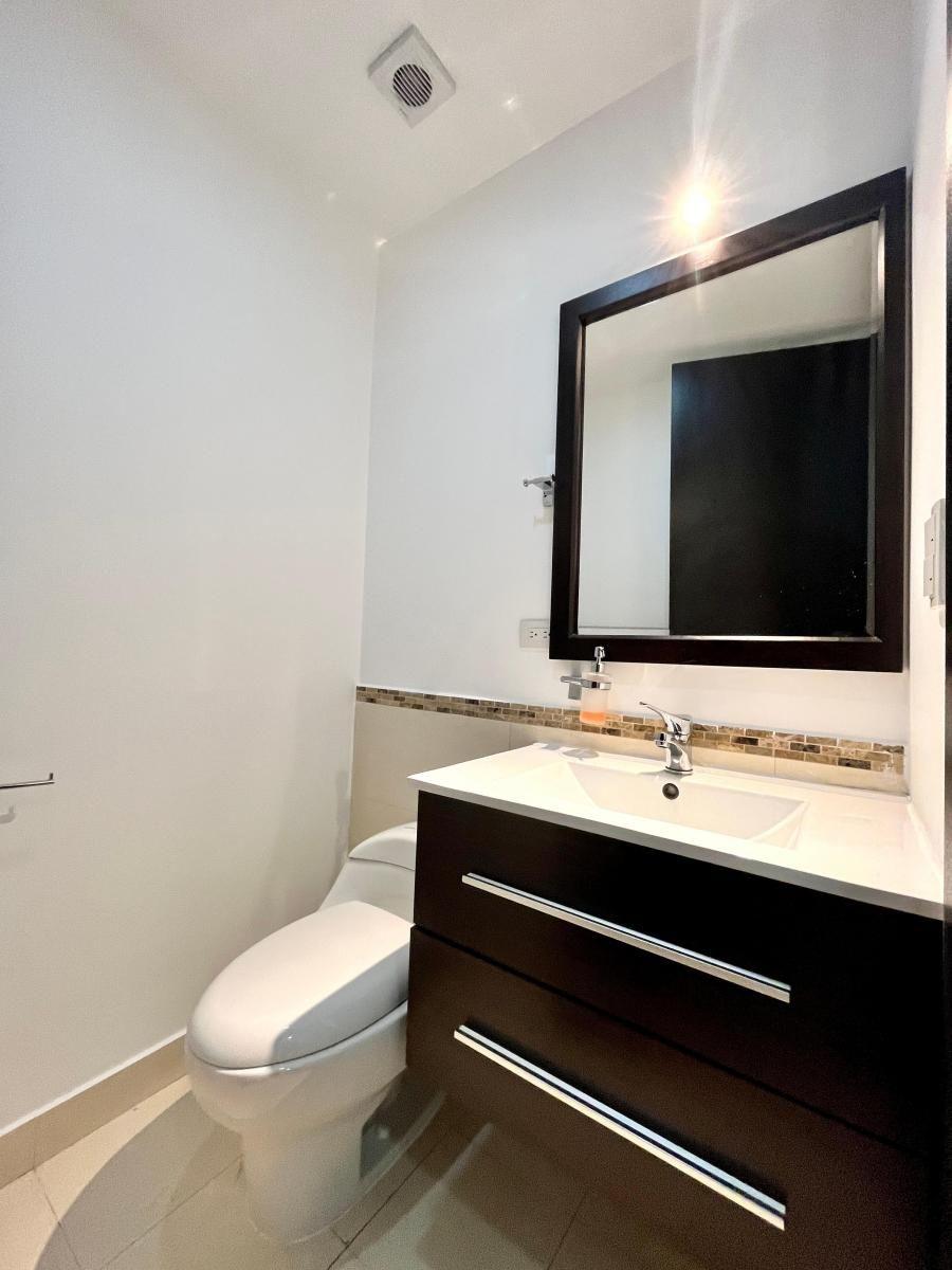 Departamento de 2 Habitaciones - en Venta - El Bosque - 87 m² — imagen 5
