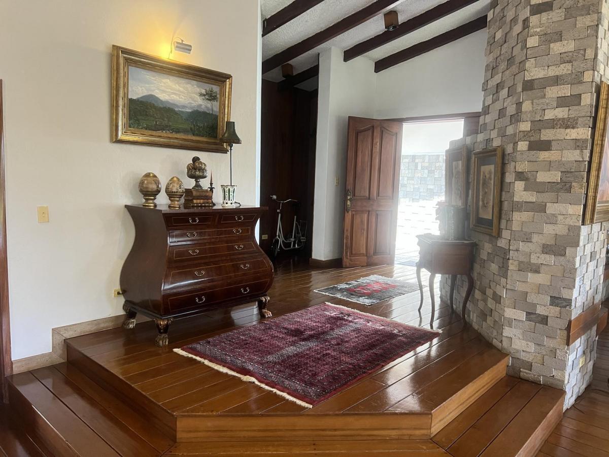 Venta Casa en Cumbayaáen Urbanización Privada — imagen 4