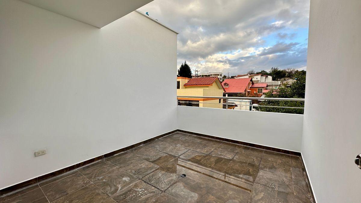 Vendo Casa Sector San Nicolas - Sangolqui — imagen 6
