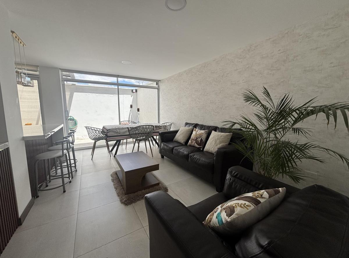 Vendo Casa en Mirasierra Valle de Los Chillos — imagen 3