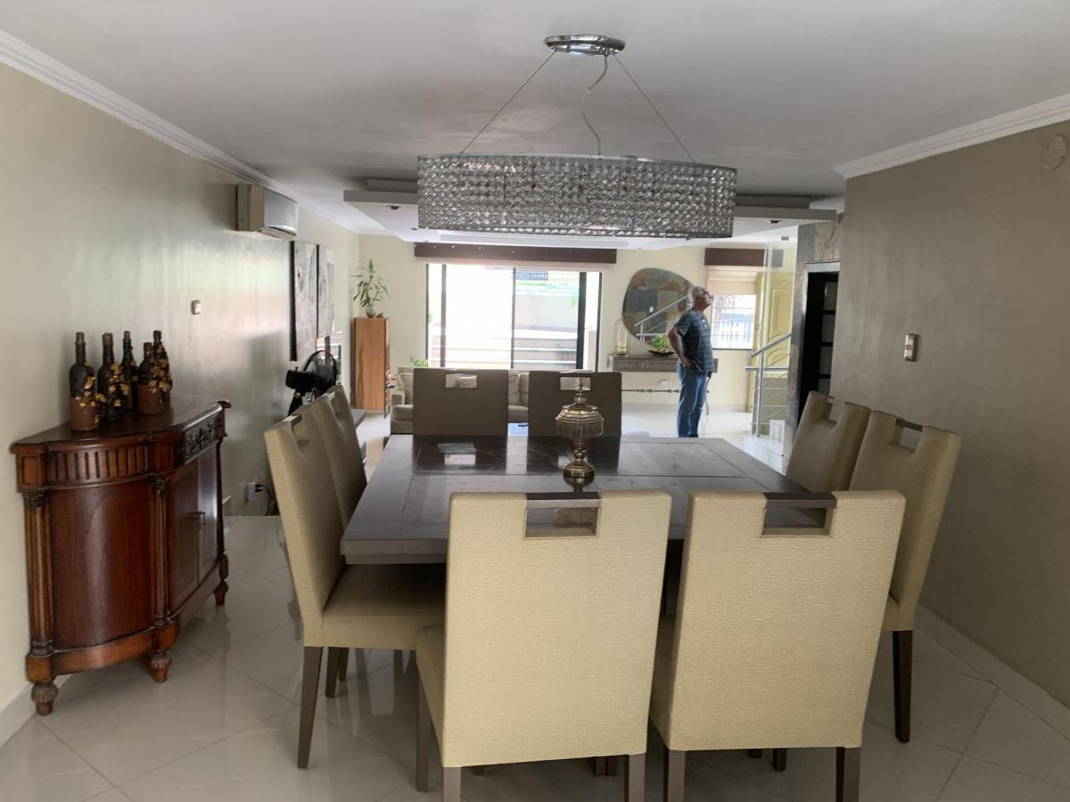 Amplia Casa en Ceibos Norte en Venta, Guayas — imagen 8