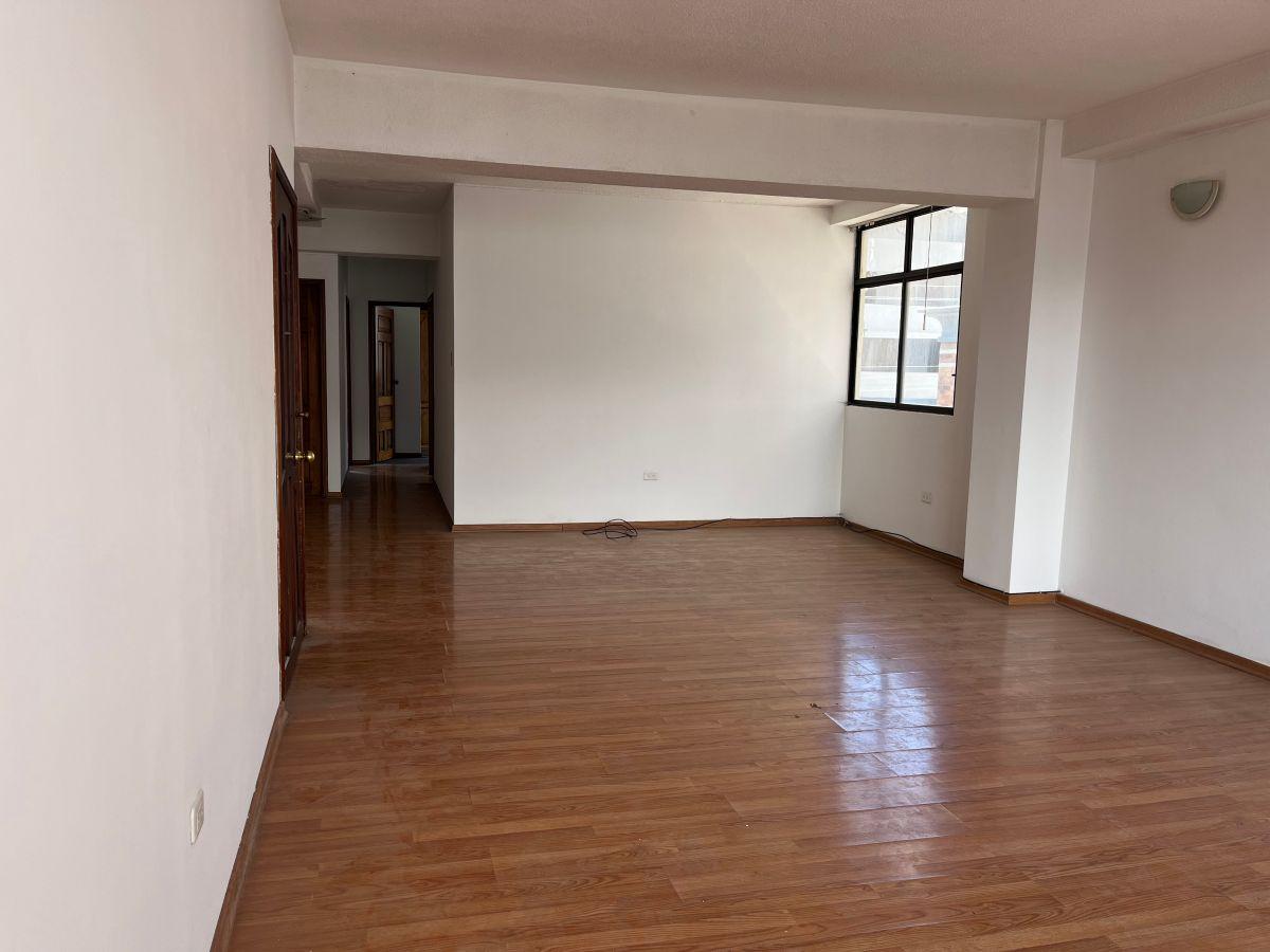 Departamento con Terraza 3 Dorm. de Venta Sector Los Granados — imagen 9