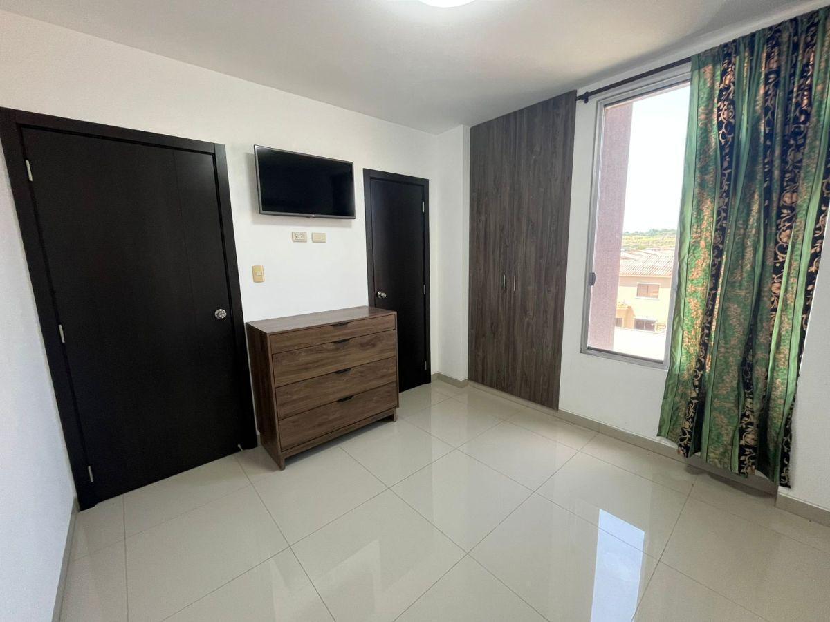 Vendo Departamento en Urb. Romadera, Guayas — imagen 9