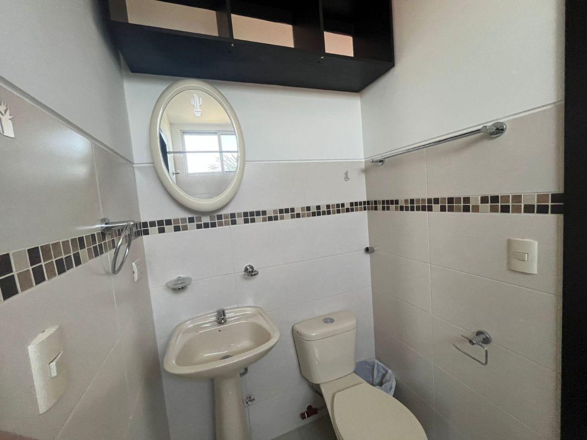 Vendo Departamento en Urb. Romadera, Guayas — imagen 8